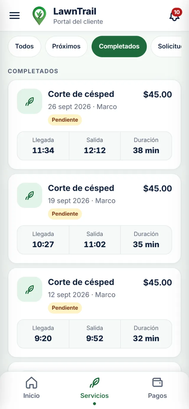 Portal del cliente, Servicios → Completados: cada corte de césped con su fecha, el trabajador, el monto y la llegada, la salida y la duración
